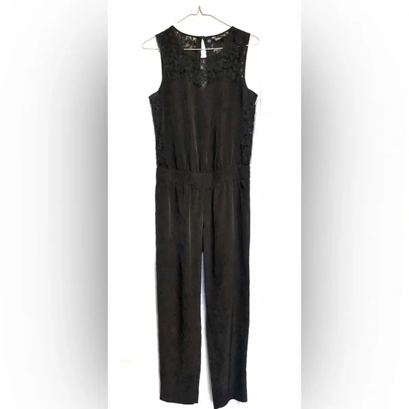 Express lace jumpsuit size 4 - Picture 3 of 5